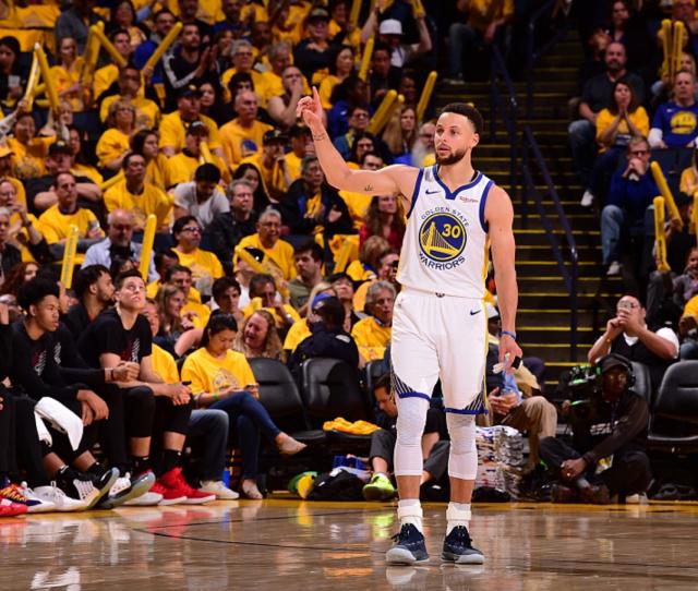 气和草皮状 气和草皮状