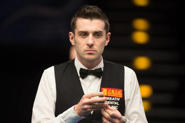 攻似乎陷入 攻似乎陷入