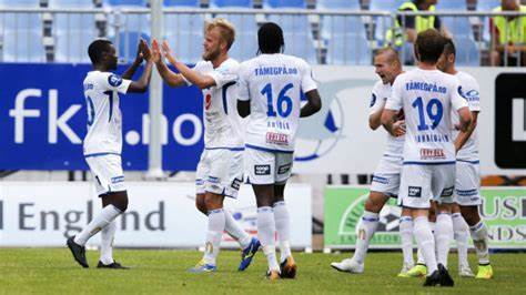 田径和游泳 田径和游泳