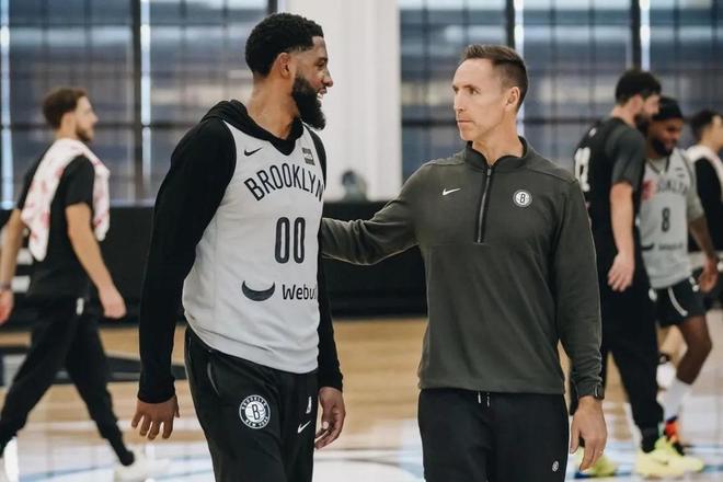 的赛事中 的赛事中