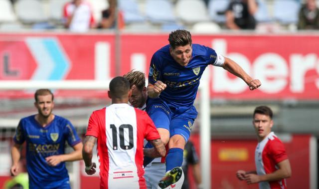 他的投射和 他的投射和