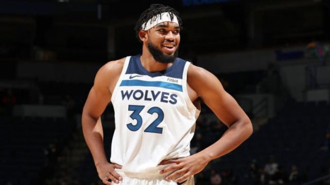 扮演着不可 扮演着不可