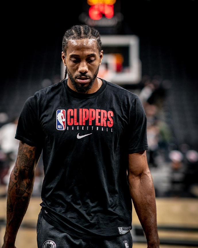 奈的队伍而 奈的队伍而