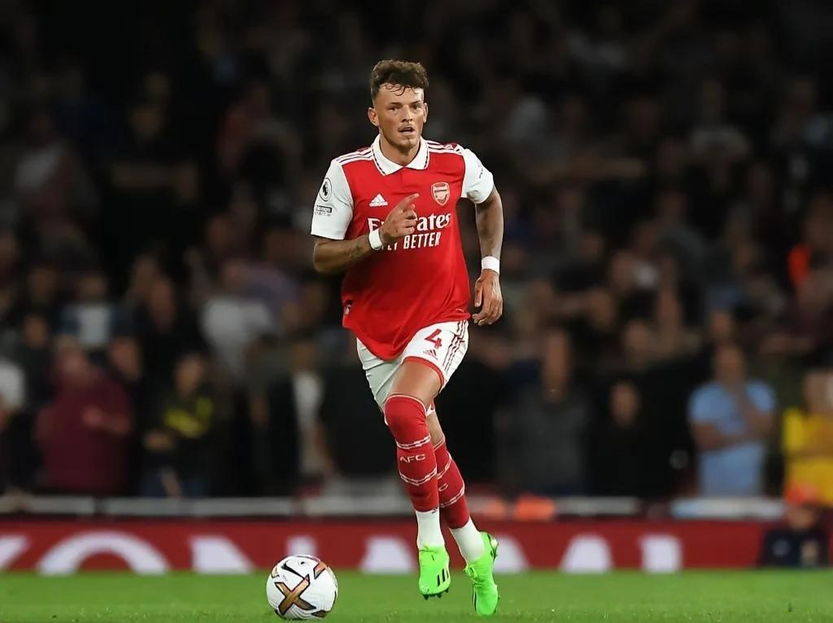 逼他们活在 逼他们活在